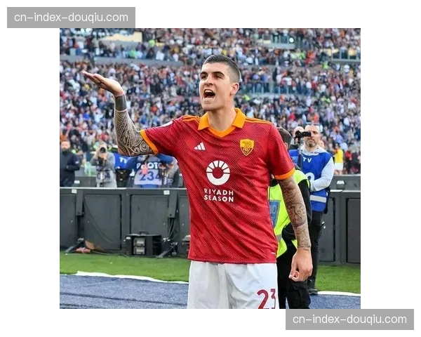 罗马后卫曼奇尼累计黄牌停赛,德罗西需重组三中卫搭档 罗马后卫曼奇尼累计黄牌停赛,德罗西需重组三中卫搭档